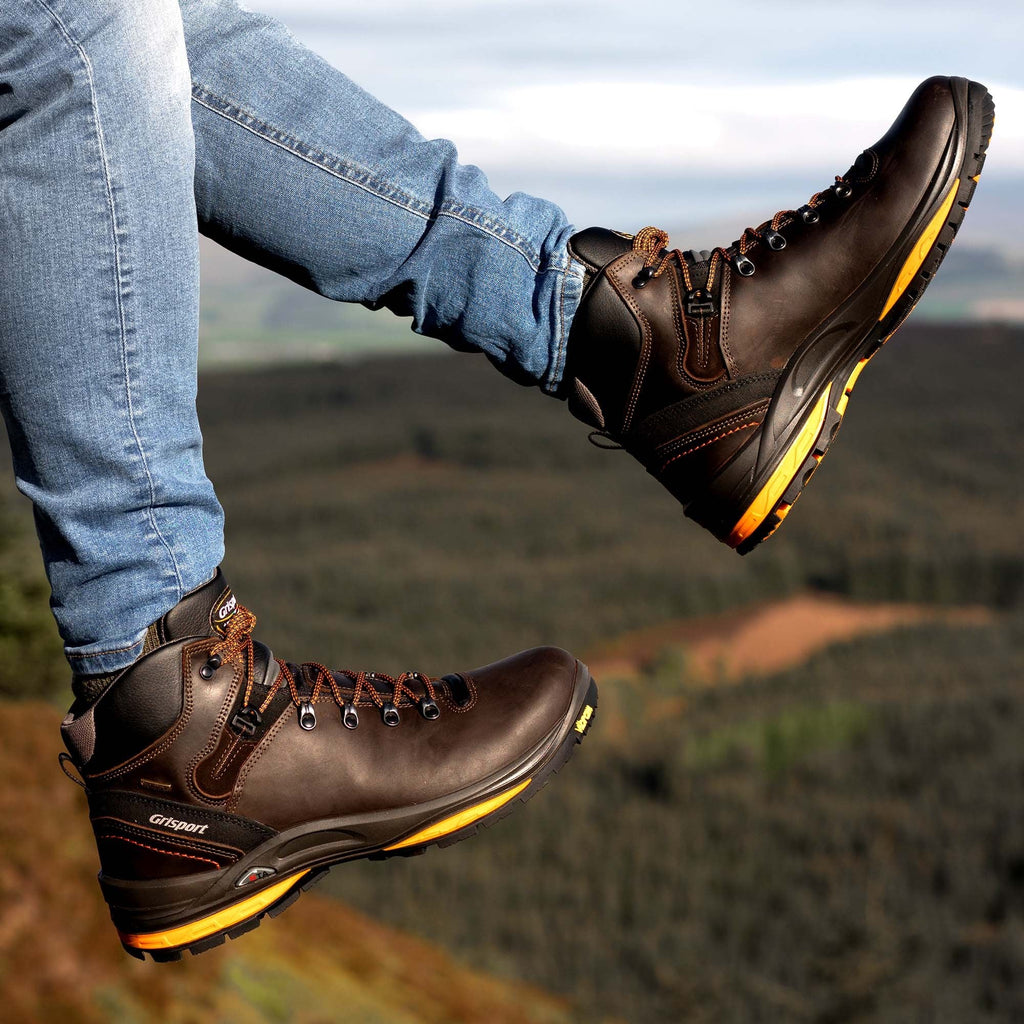 Saracen Brown Hiking Boot