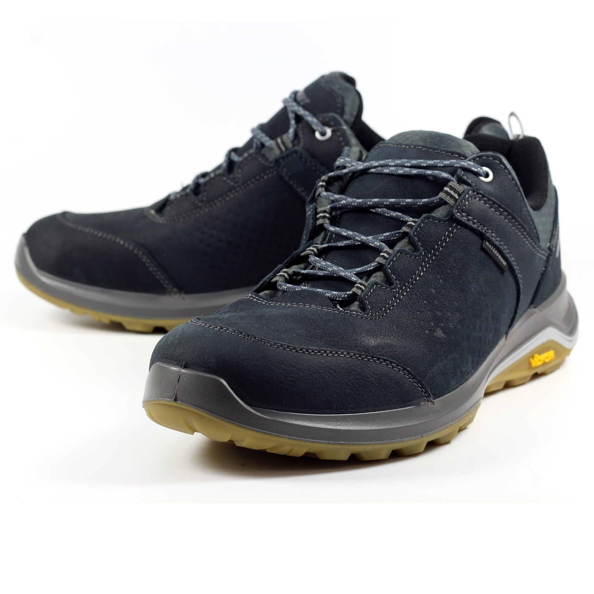 Icarus Walking Shoe