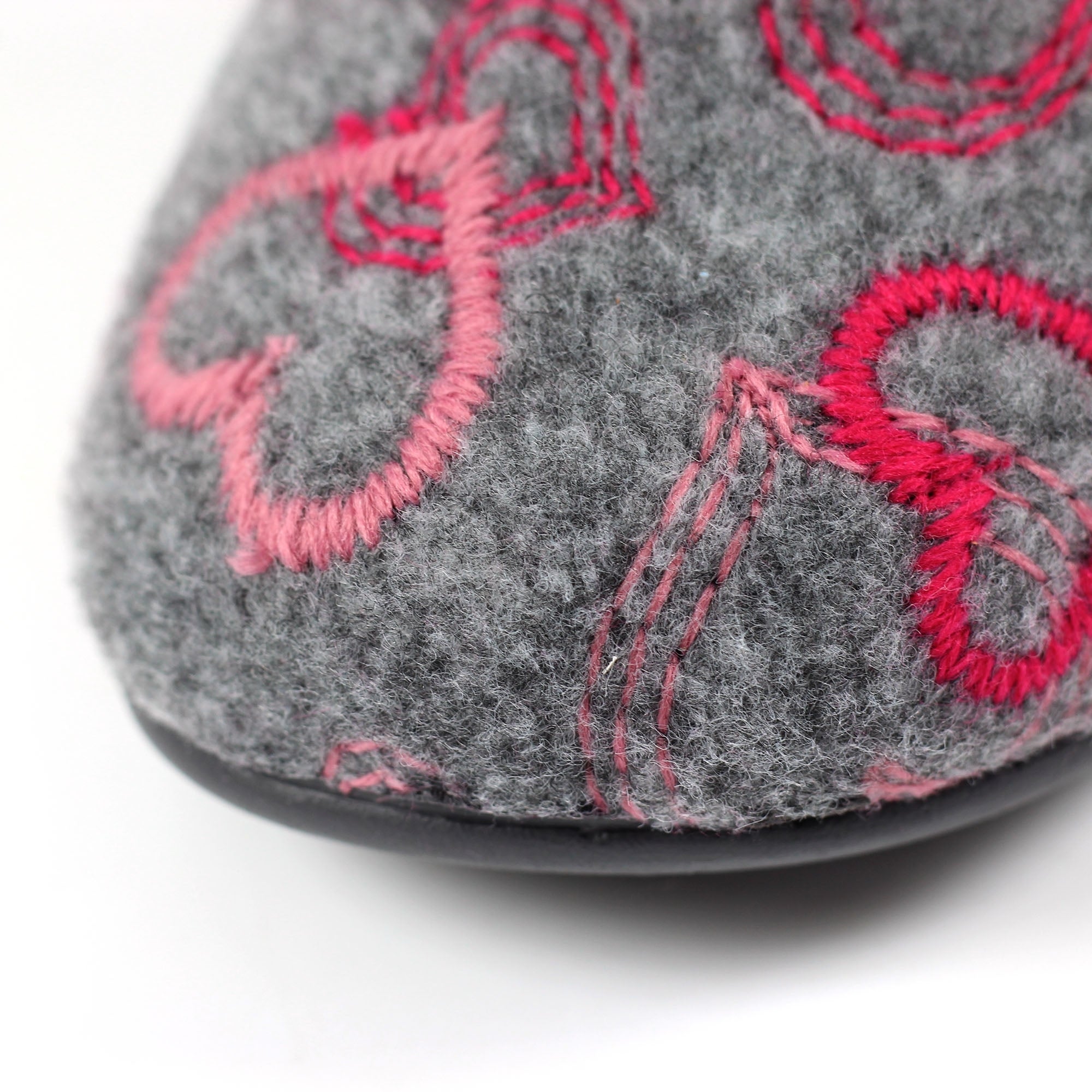 Jolly Grey Heart Full Slipper
