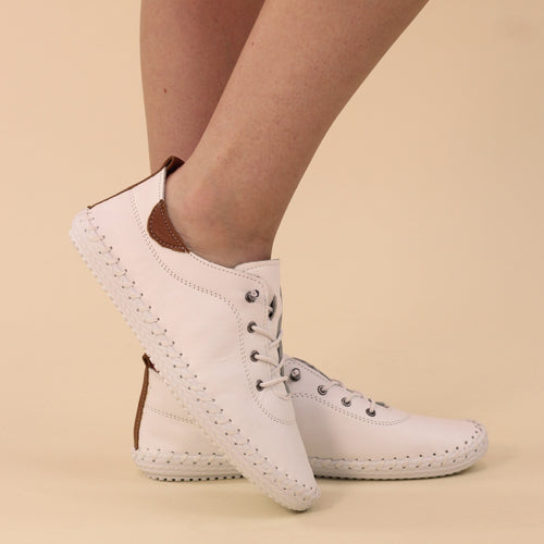 St. Ives White Leather Plimsoll