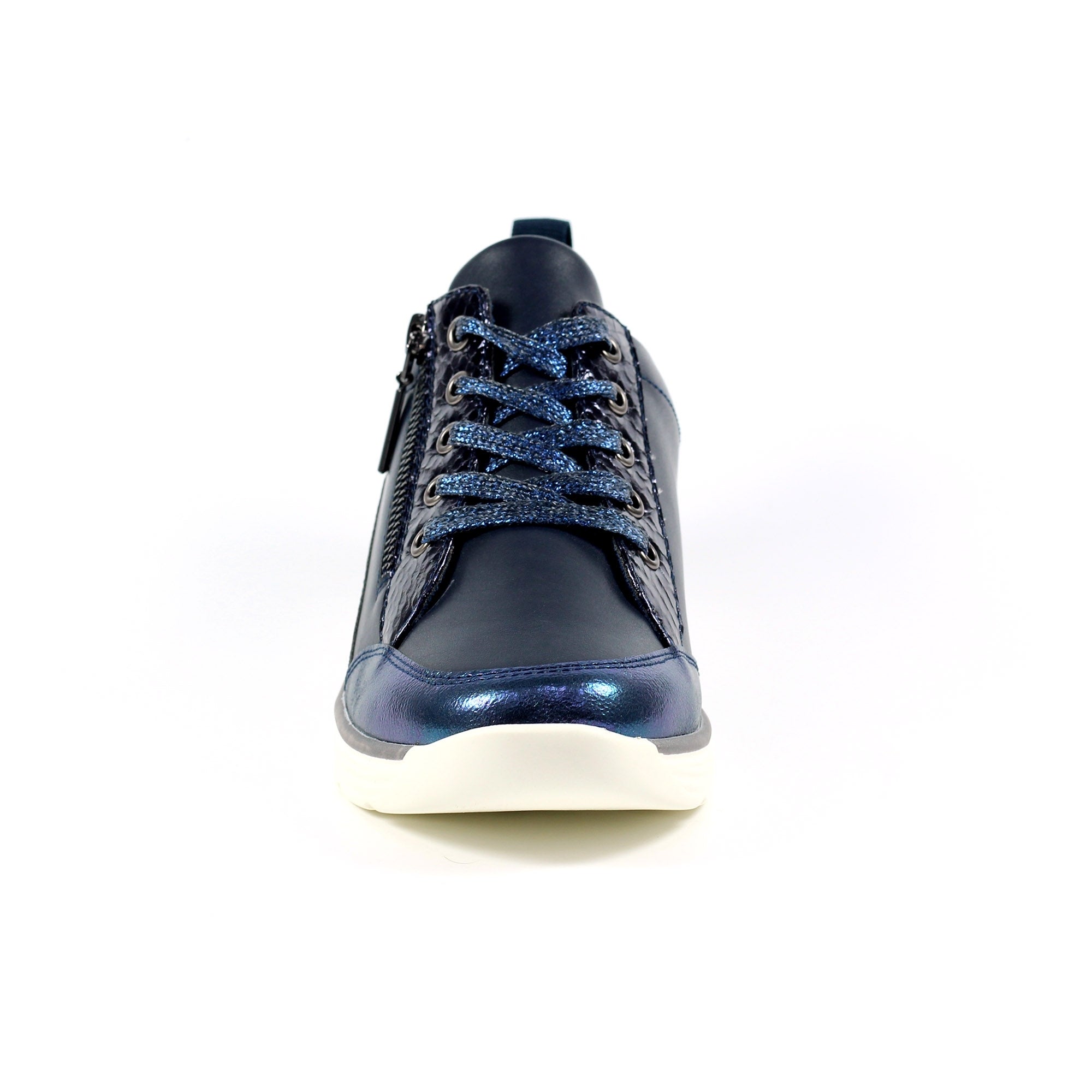 Kiley Navy Trainer