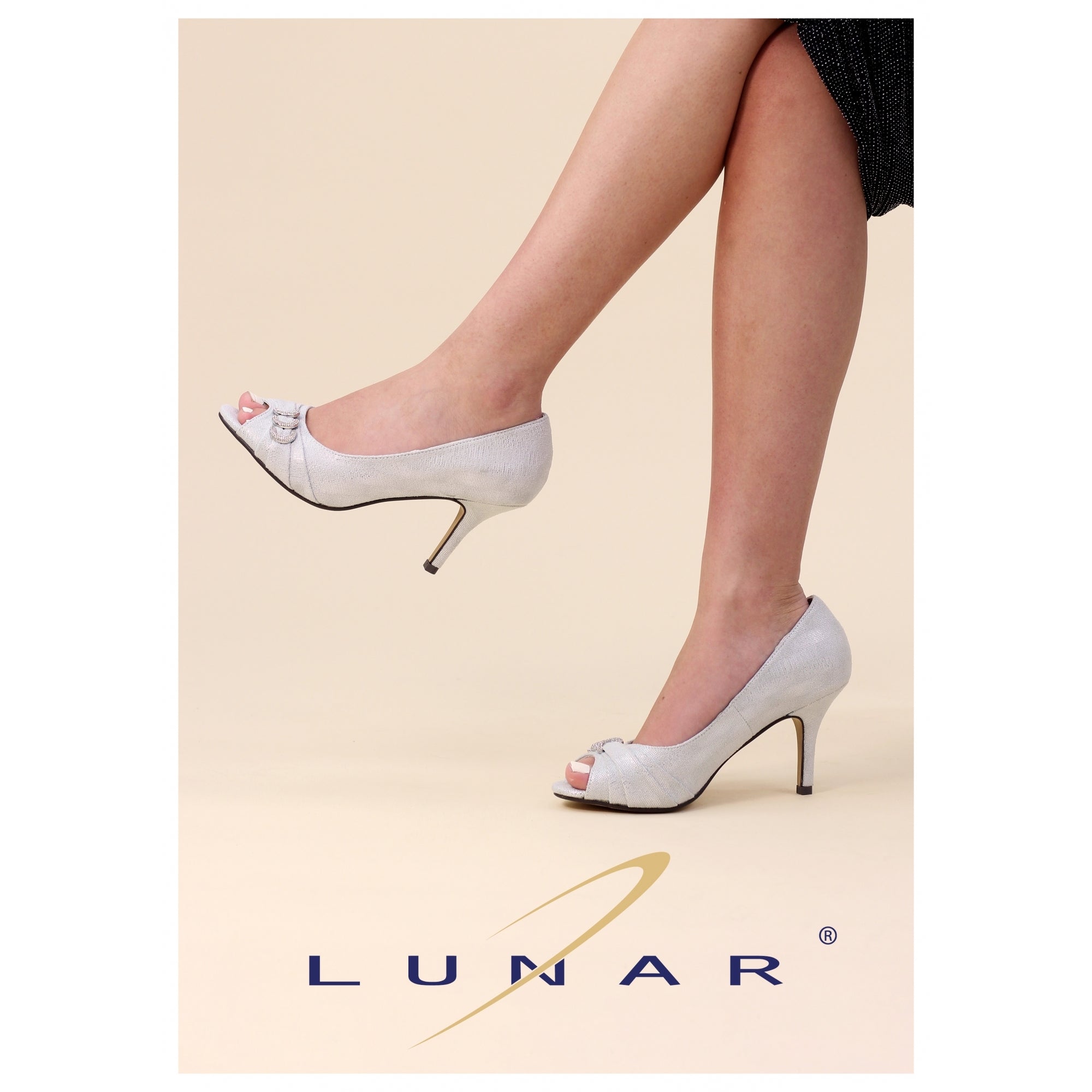 FLR047 Lyla SL Showcard Artwork