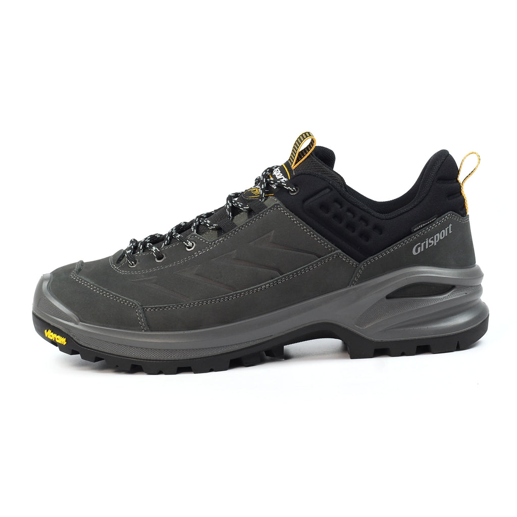 Traverse Dark Grey Walking Shoe