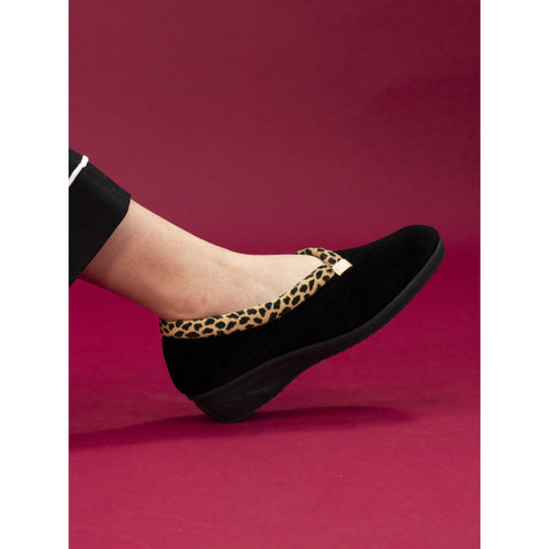Paloma Black Leopard Trim Slipper