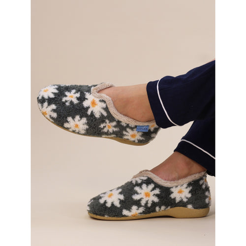 Daisy Grey Flower Slipper