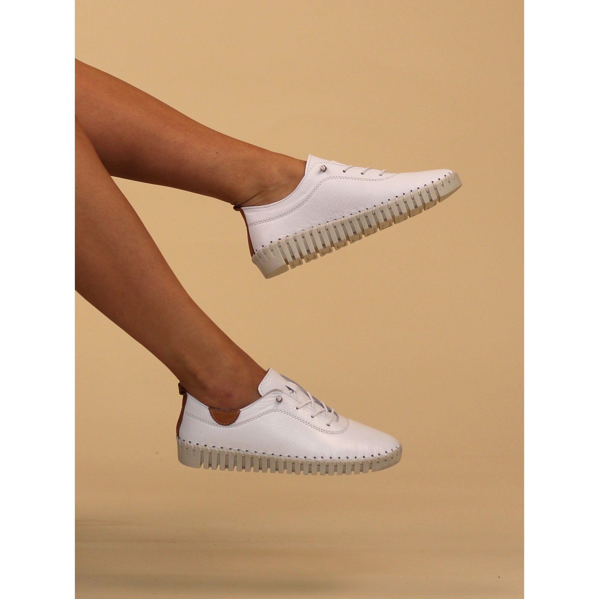 Flamborough White Leather Shoe