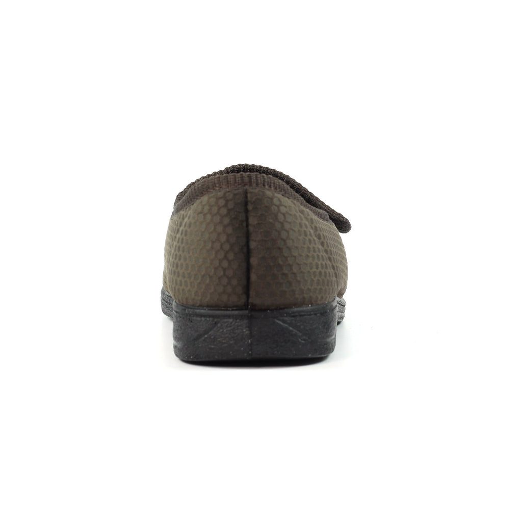 Columbus III Brown One Touch Slipper