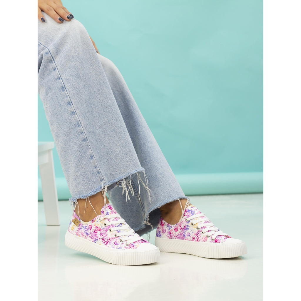 Jayne II Floral Trainer