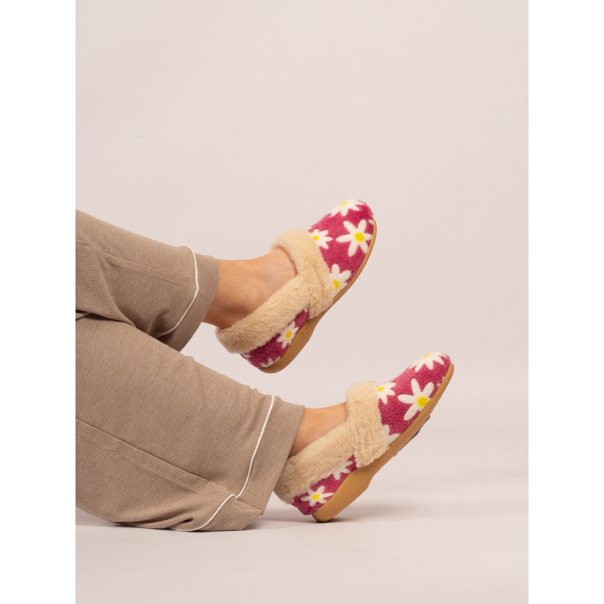 Ellis Pink Slipper