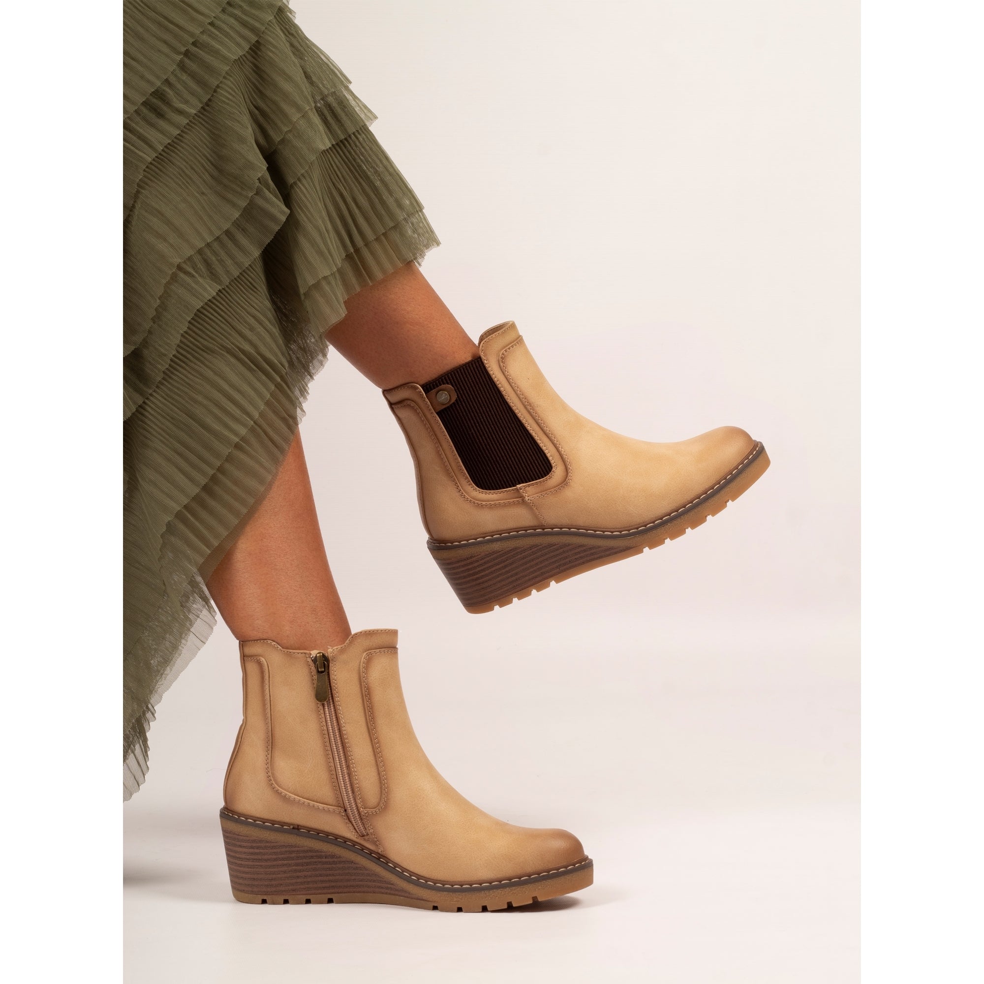 Connie Beige Ankle Boot