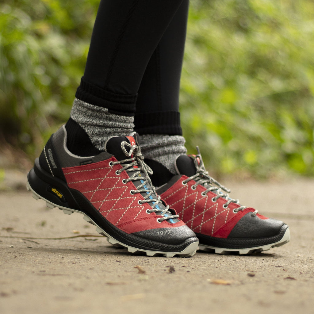 Lady Treviso Raspberry All Grip Walking Shoe