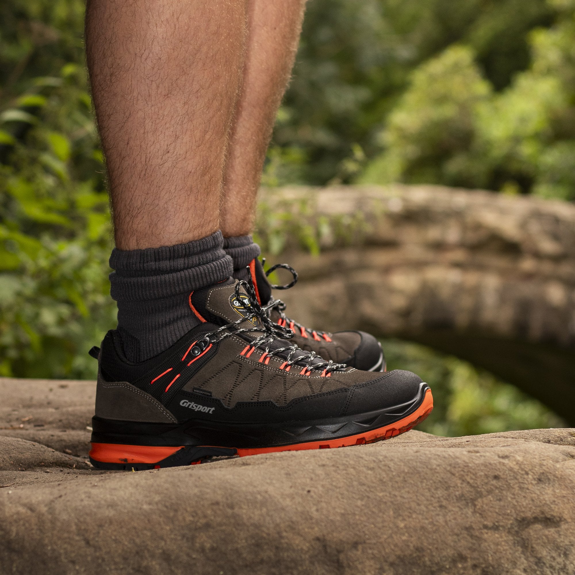 Spur Grey Walking Shoe