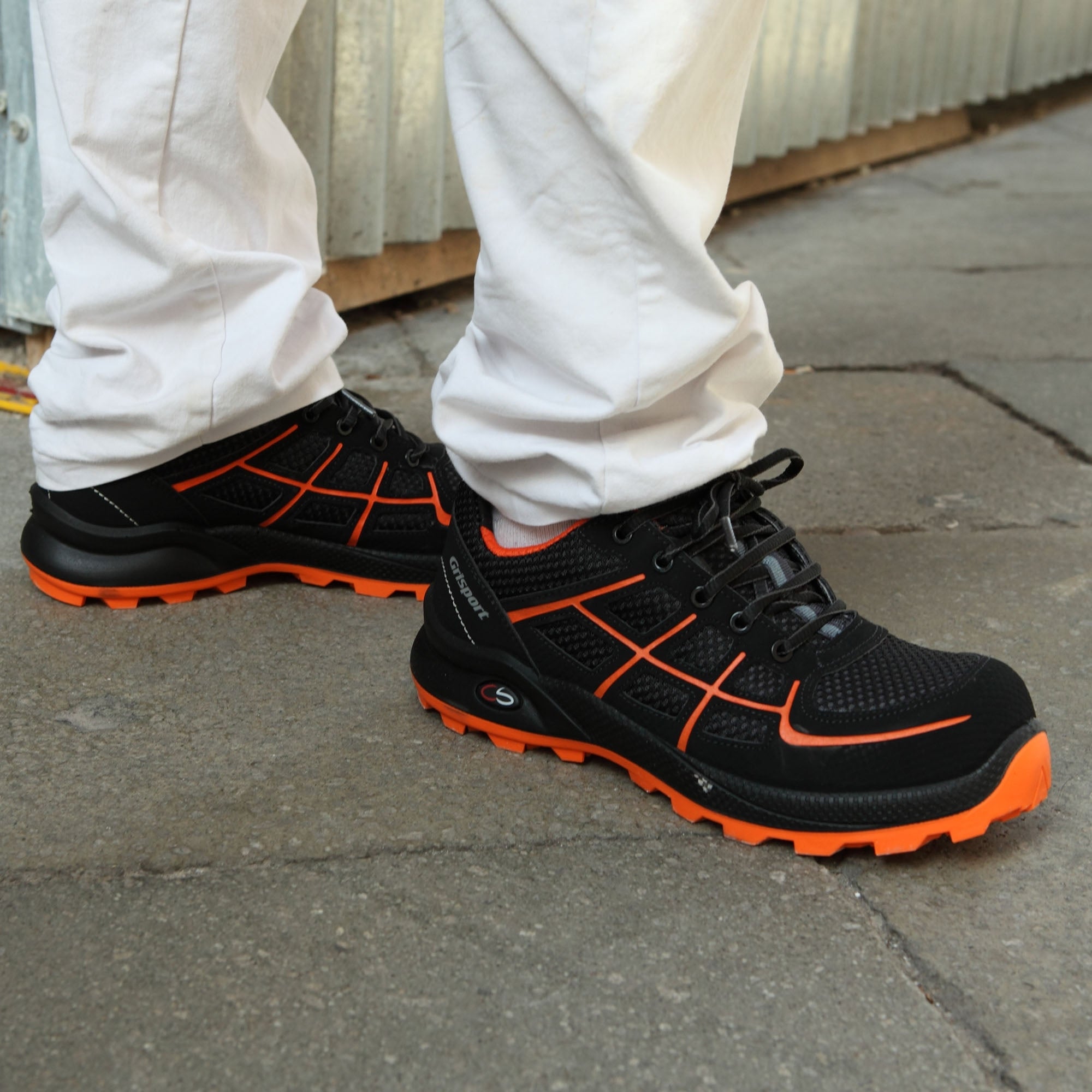 Boron Safety Shoe