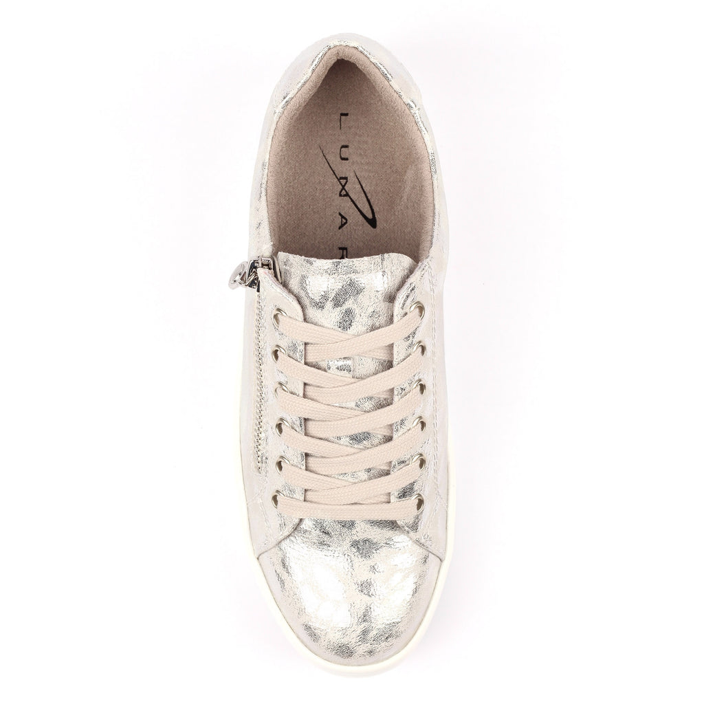 Charm II Silver Trainer