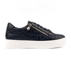 Charm II Navy Trainer