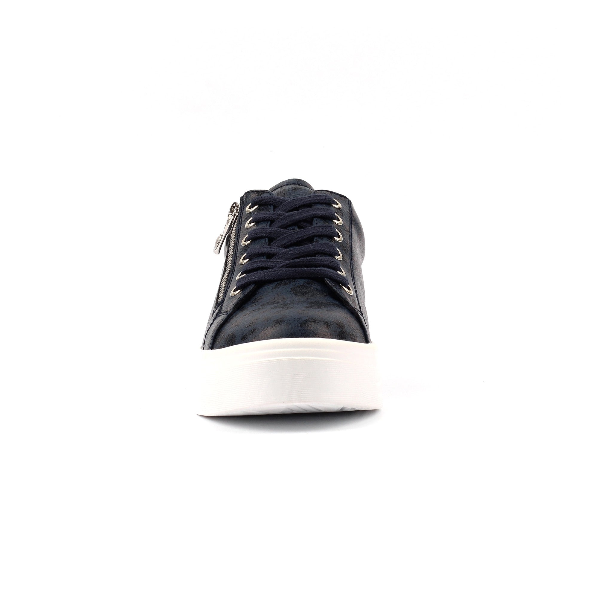 Charm II Navy Trainer