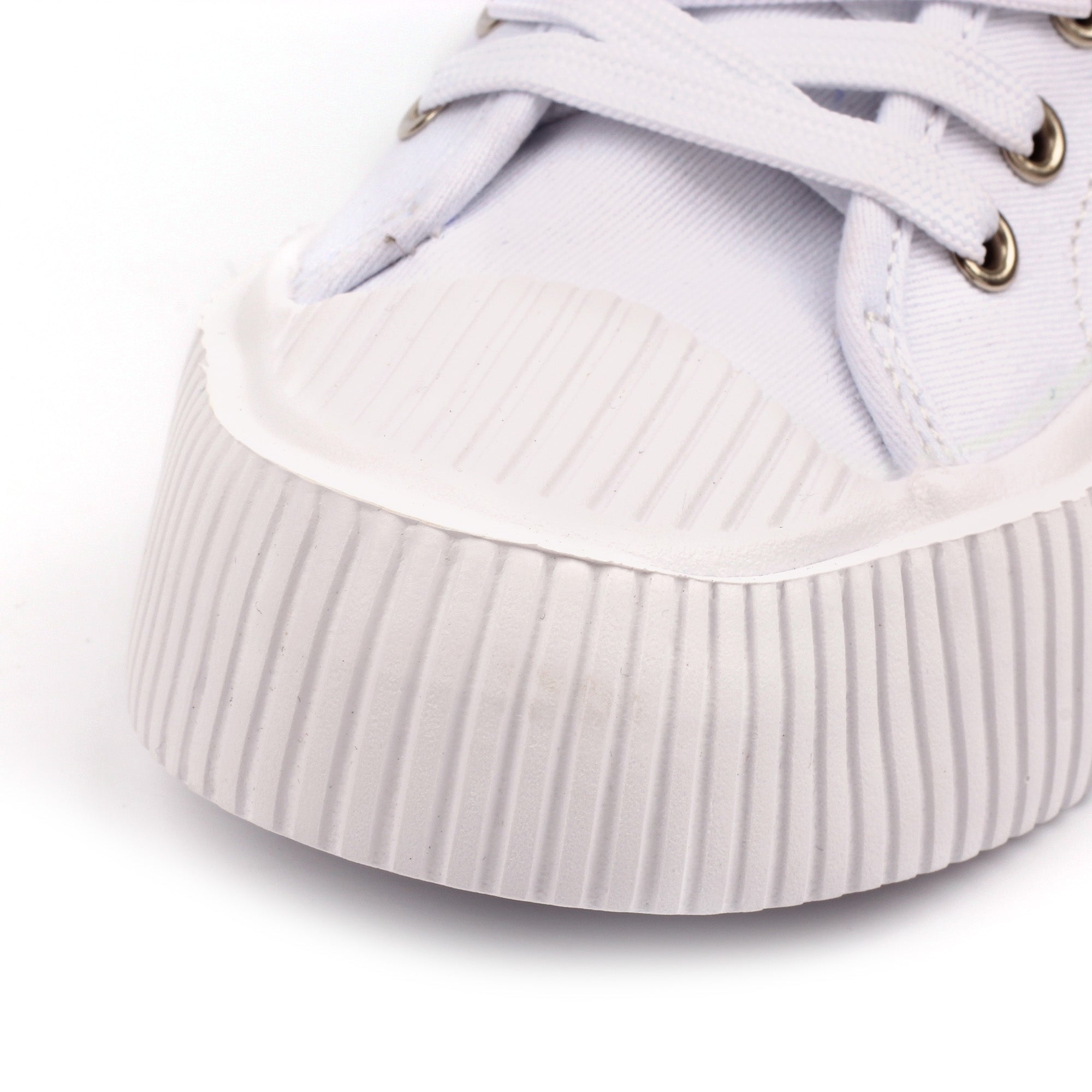 Jayne III White Trainer