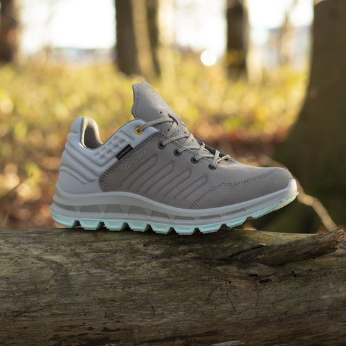 Lady Motion Light Grey Shoe