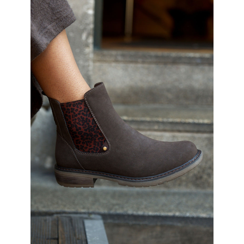Eve Brown Ankle Boot