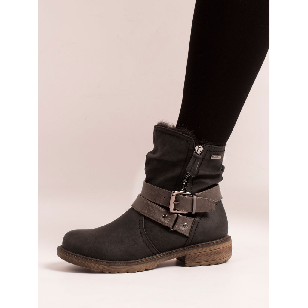Chime III Black Waterproof Boot