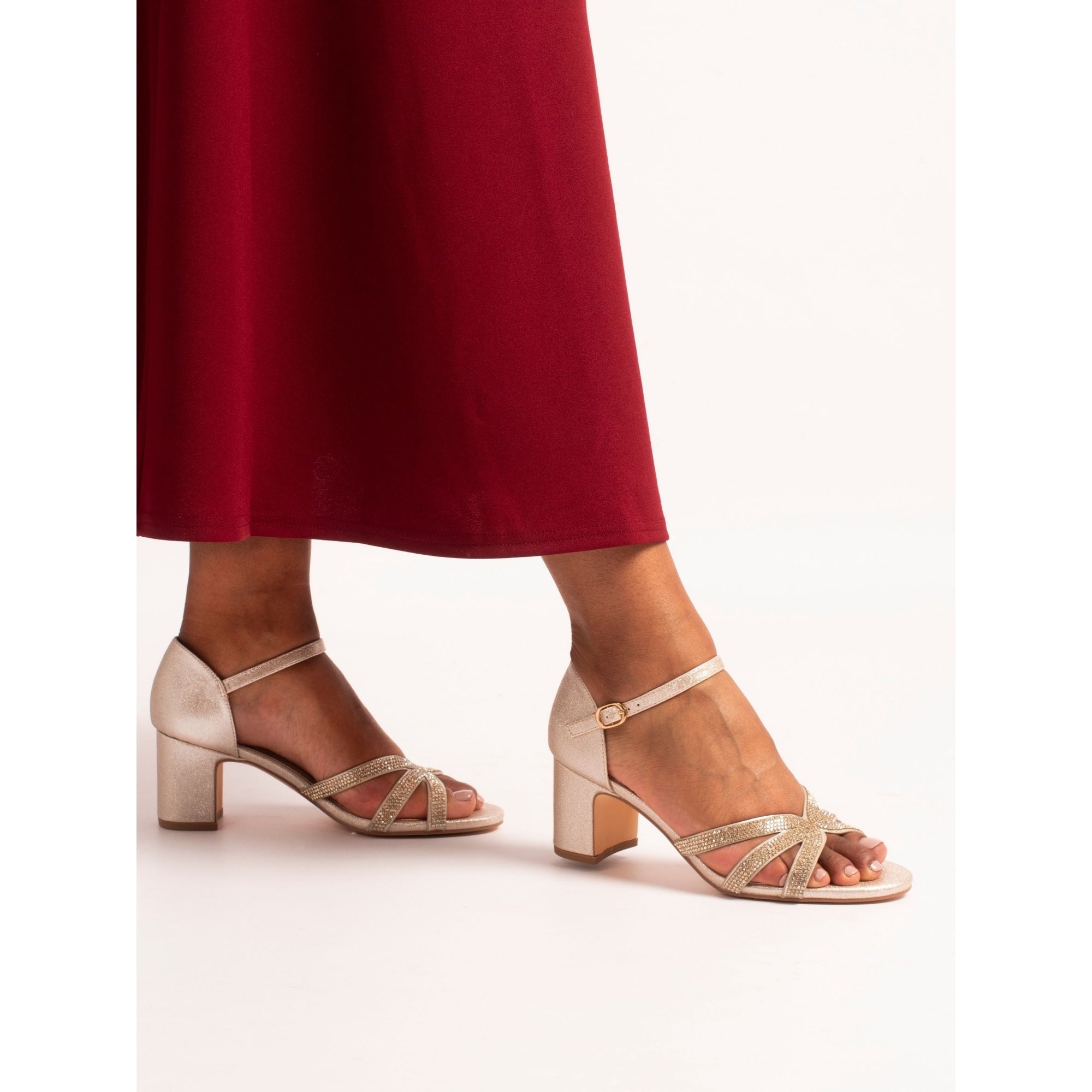 Roseanne Gold Sandal