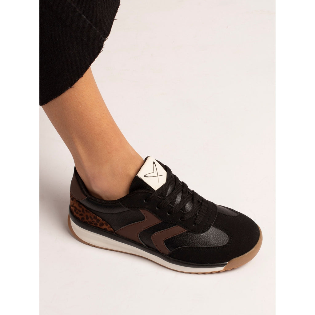 Jena Black Trainer