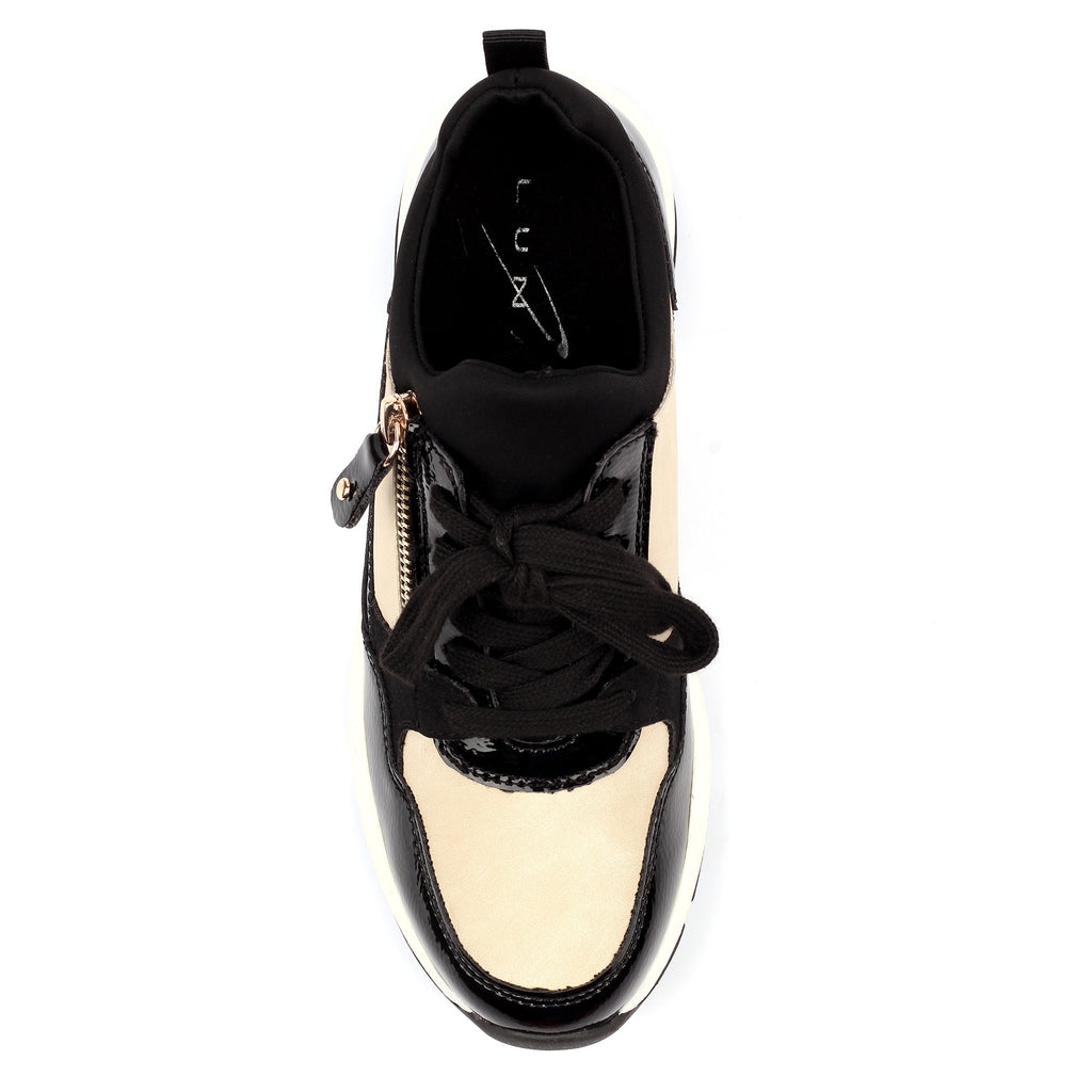 Cora Black Trainer