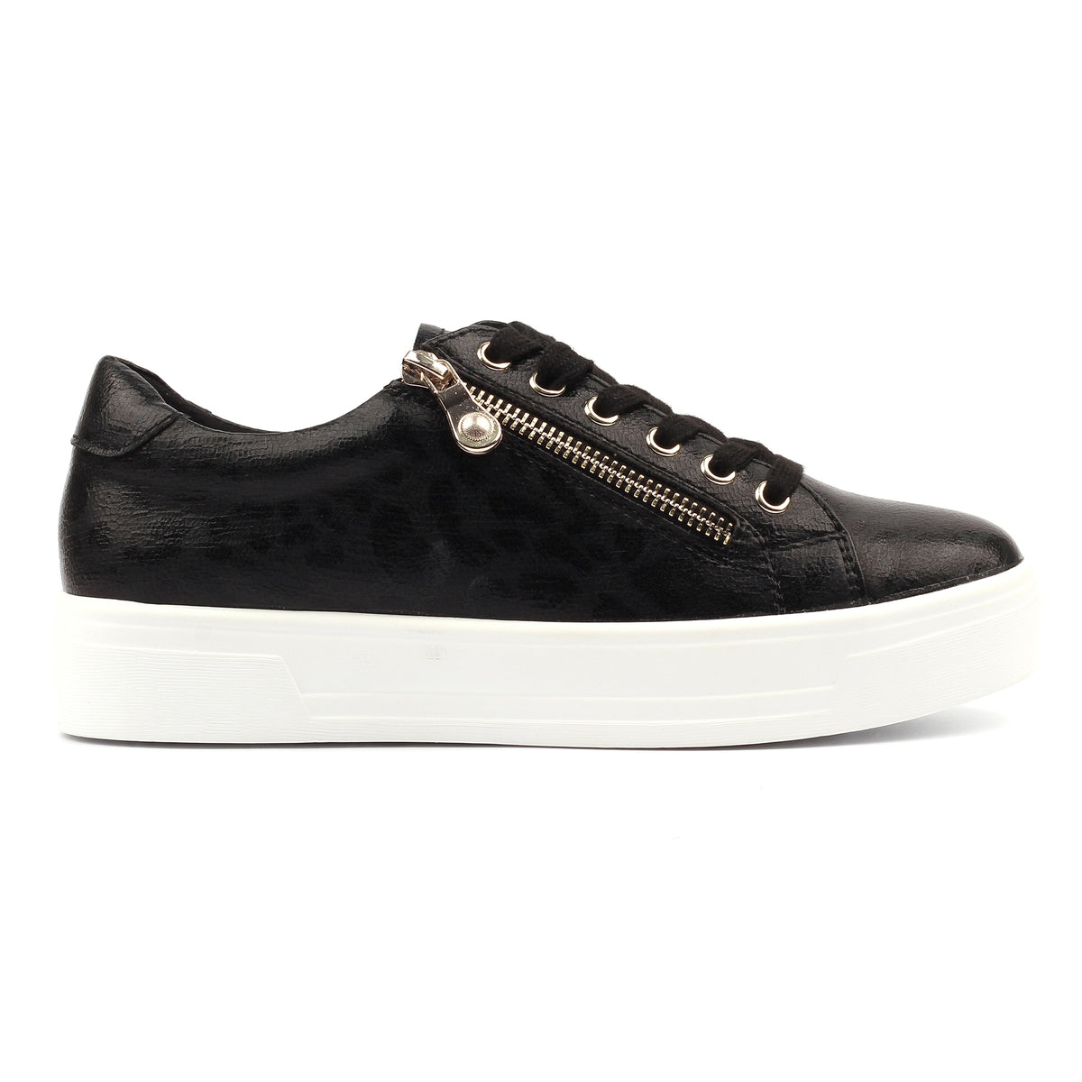 Charm II Black Trainer