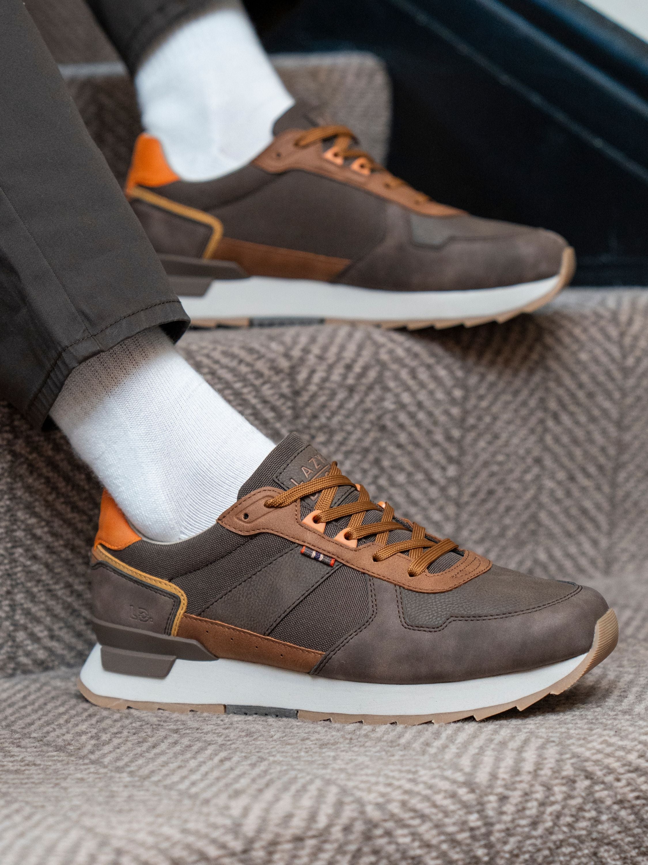 Tommy Brown Mens Trainer